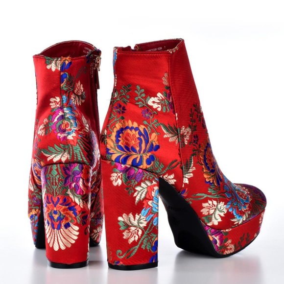 Bamboo Connection-02M Red Floral Bootie - Picture 4 of 5